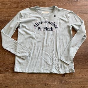 NWT Abercrombie shirt